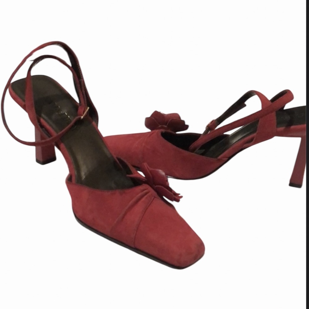 Sam & Libby size 10 red suede heels ankle wrap square toe & heels